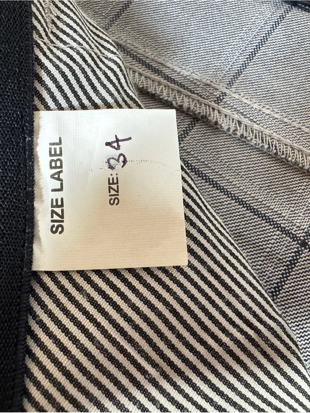 NWT Bertini AKTIV Performance Pants Men’s Size 34 Gray Plaid Stretch Golf Travel